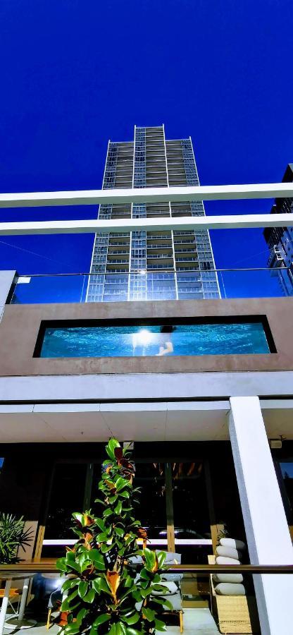 The Eureka Gold Coast Residence On Broadbeach Exteriör bild