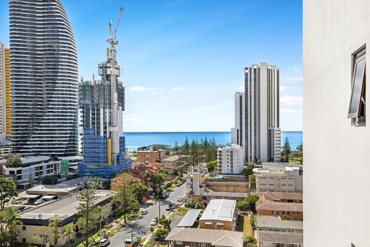 The Eureka Gold Coast Residence On Broadbeach Exteriör bild