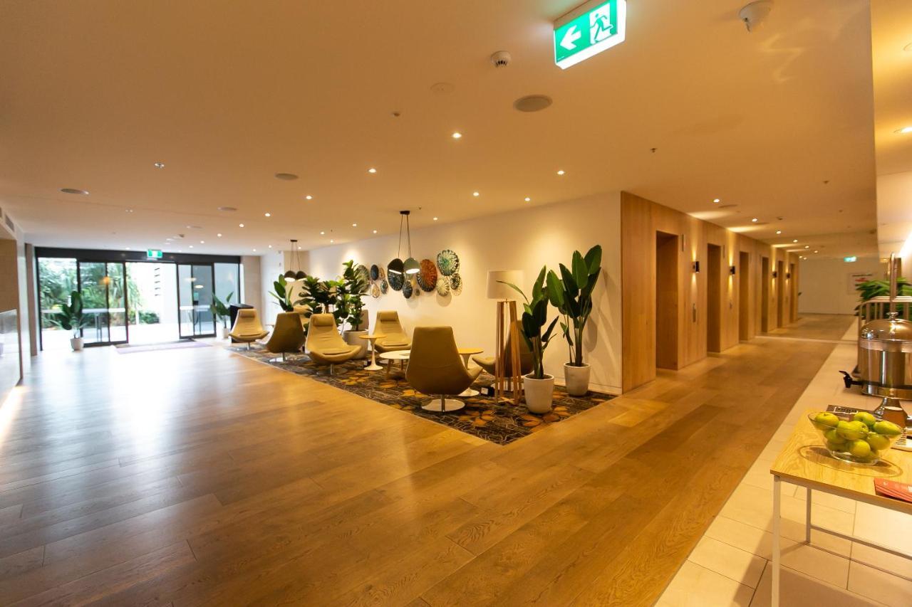 The Eureka Gold Coast Residence On Broadbeach Exteriör bild
