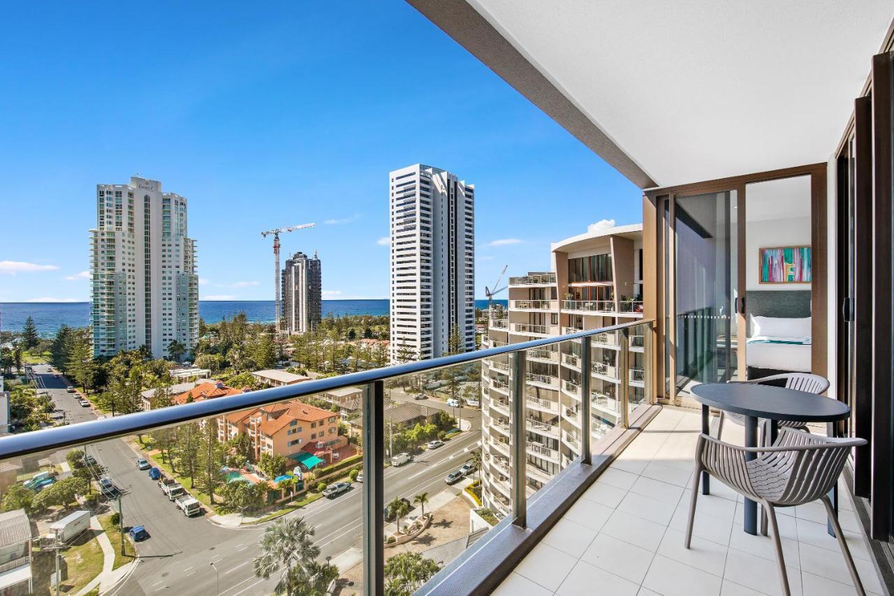 The Eureka Gold Coast Residence On Broadbeach Exteriör bild