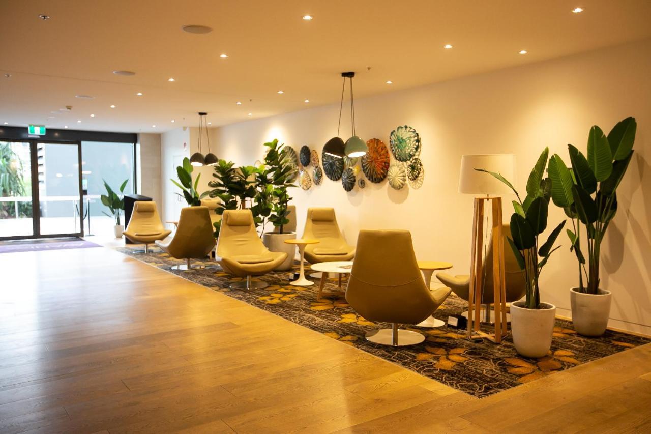 The Eureka Gold Coast Residence On Broadbeach Exteriör bild