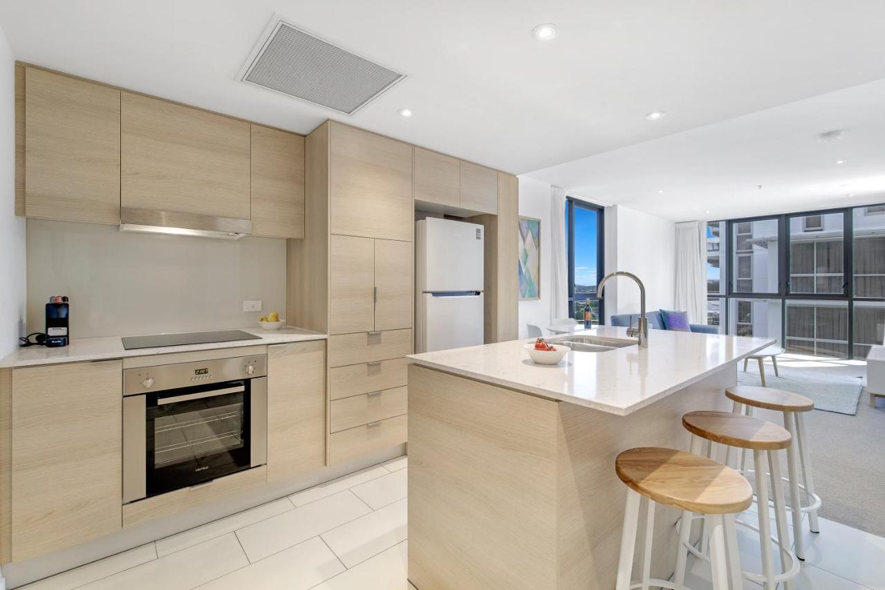 The Eureka Gold Coast Residence On Broadbeach Exteriör bild