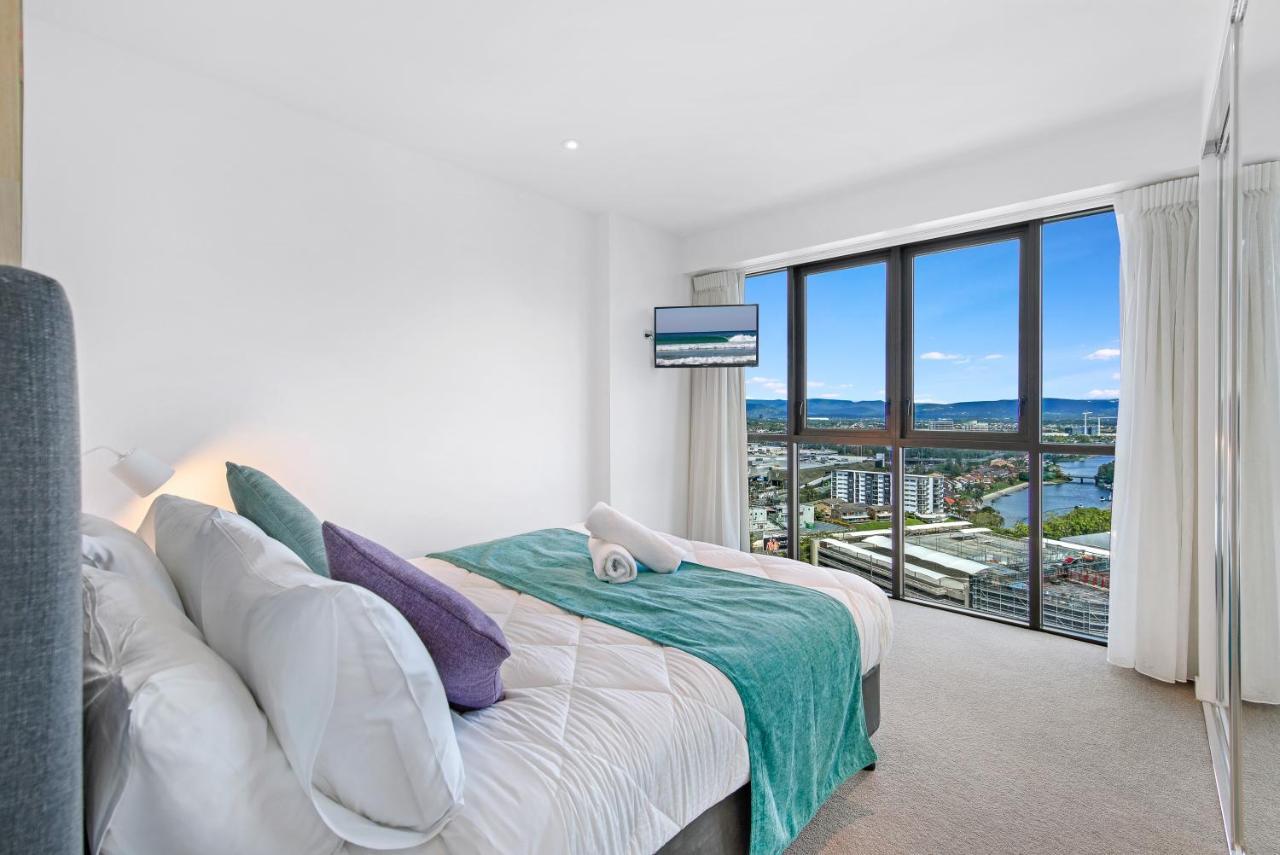 The Eureka Gold Coast Residence On Broadbeach Exteriör bild