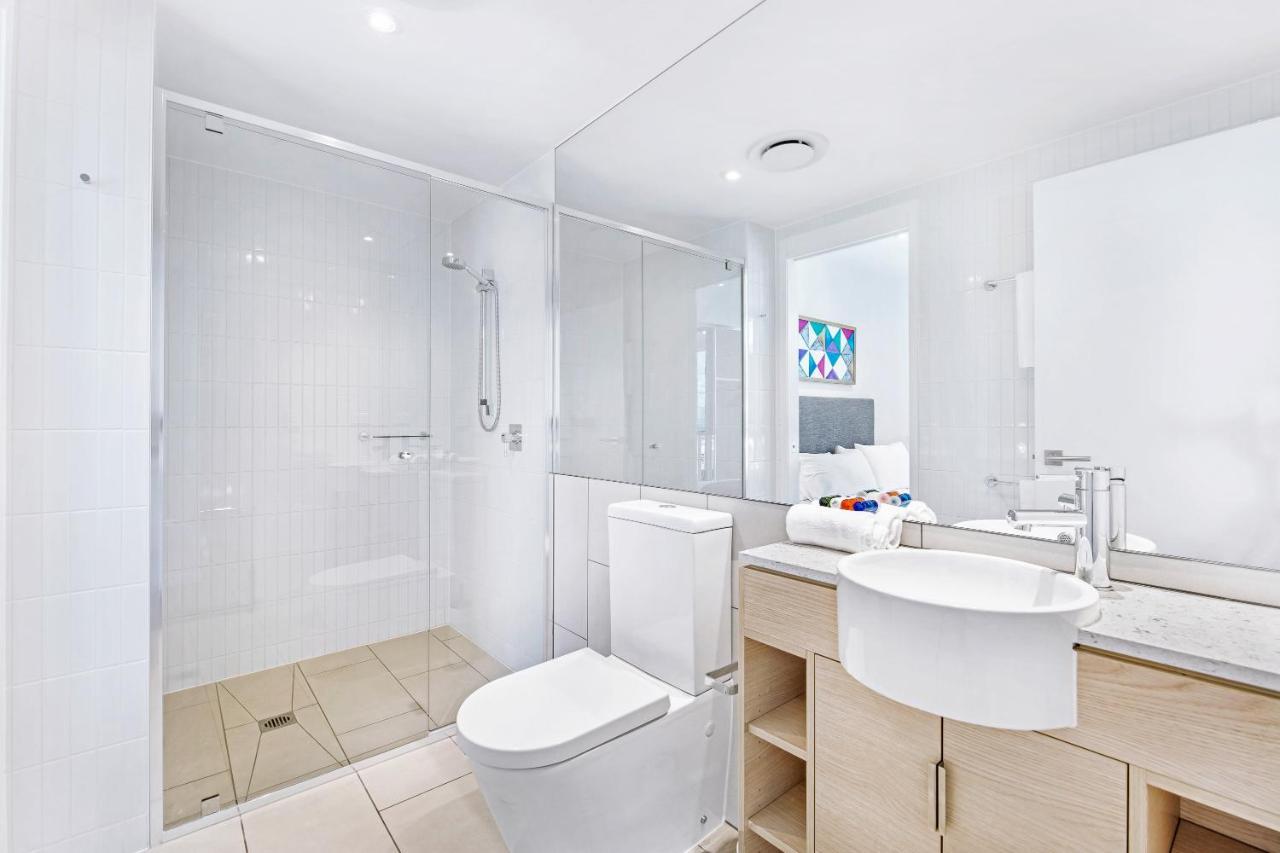 The Eureka Gold Coast Residence On Broadbeach Exteriör bild