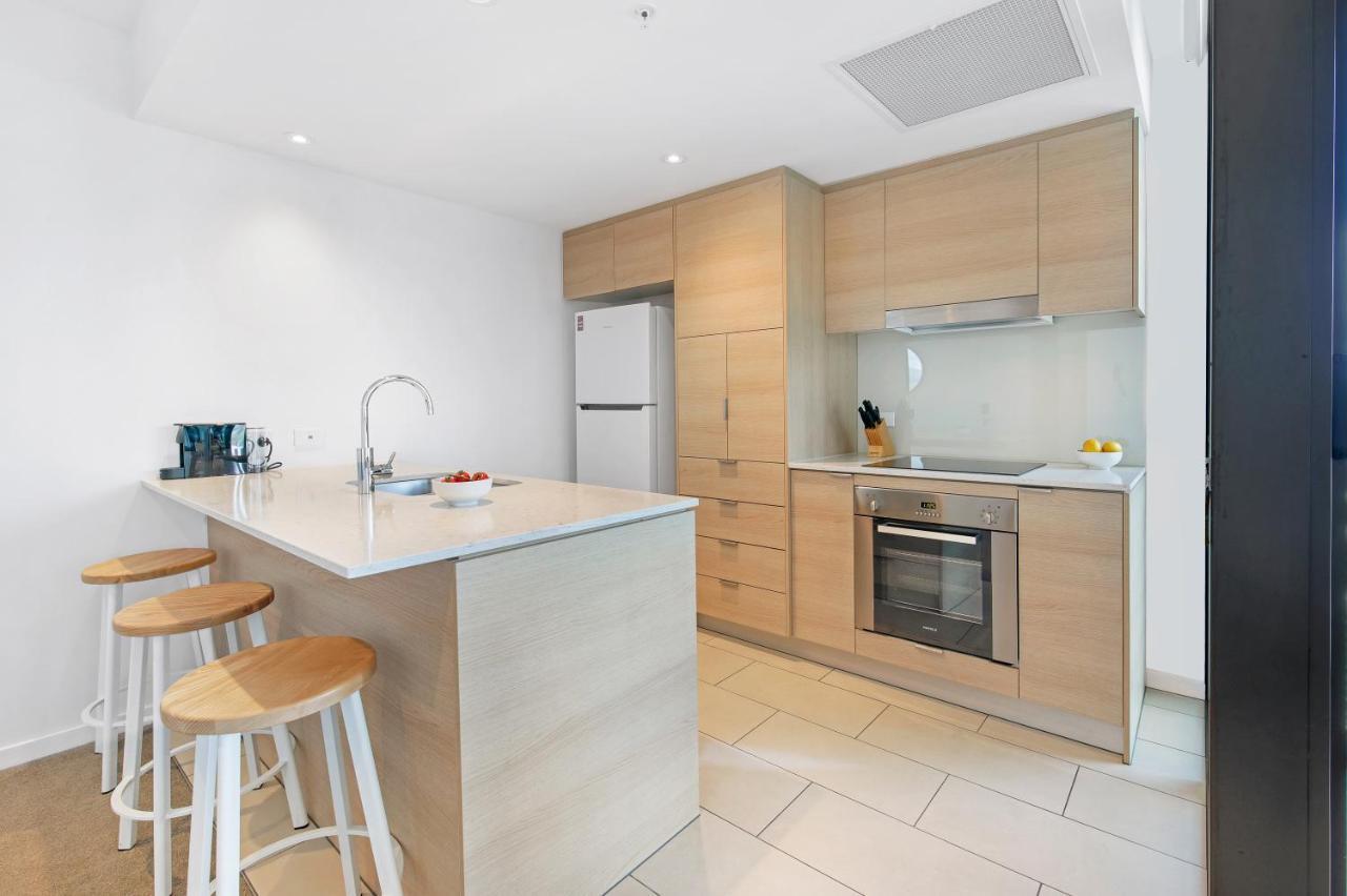The Eureka Gold Coast Residence On Broadbeach Exteriör bild